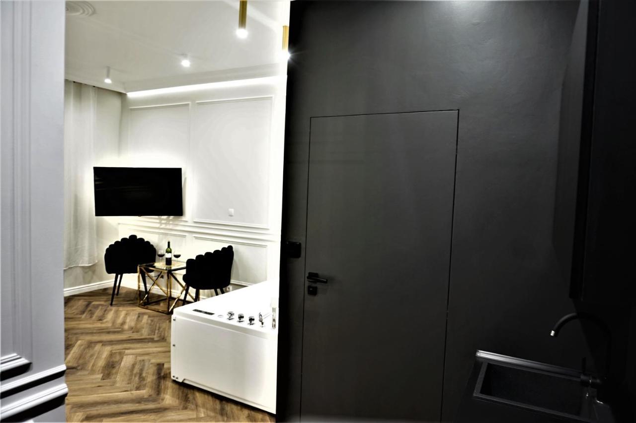 Luxury Jacuzzi Apartment Cracóvia Exterior foto